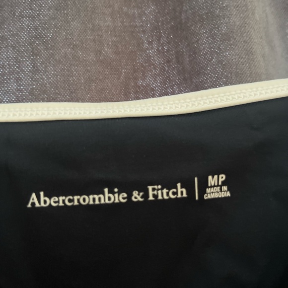 Abercrombie traveler skort - Picture 5 of 5